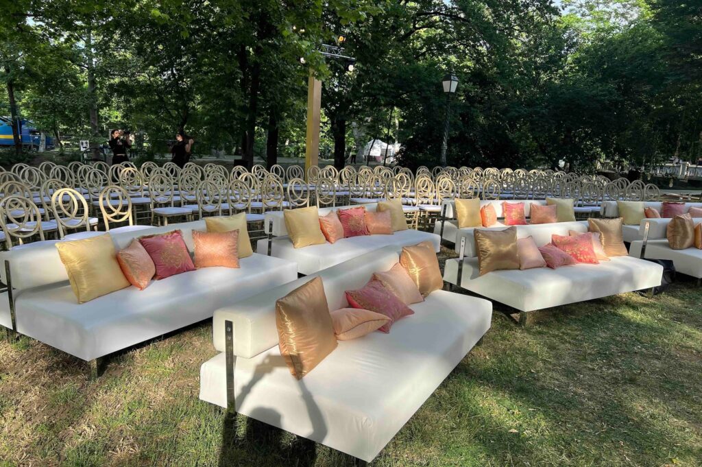 mobilsofa-wedding-top-img-min